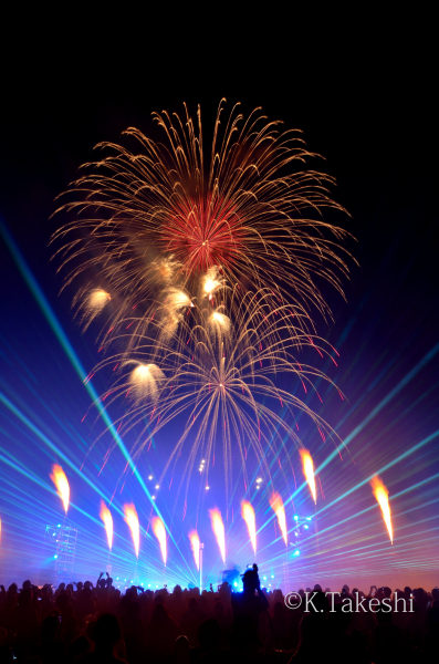 D5100 / AF-S DX Zoom-Nikkor 12-24mm f/4G IF-ED / 8秒 / F9.5 / ISO100 / 電球 / マニュアル露出 / 17mm / ND4フィルター