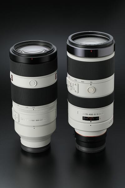 右がAマウントの70-400mm F4-5.6 G SSM II+LA-EA3、左がFE 100-400mm F4.5-5.6 GM OSS。レンズサイズはほぼ同じだが、LA-EA3を装着すると70-400mm F4-5.6 G SSM IIのほうが全長は少し長くなる