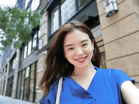 カシオ、メイクアップ機能を強化した「EXILIM EX-ZR4100