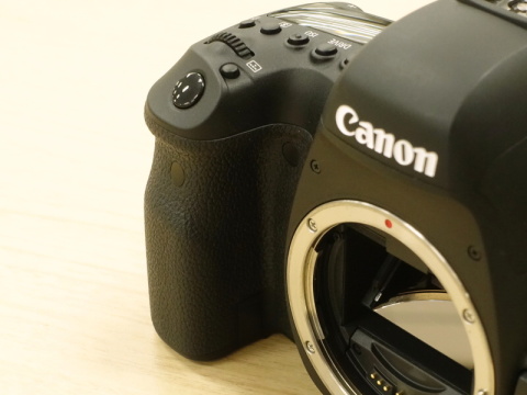 写真で見るキヤノンEOS 6D Mark II - デジカメ Watch