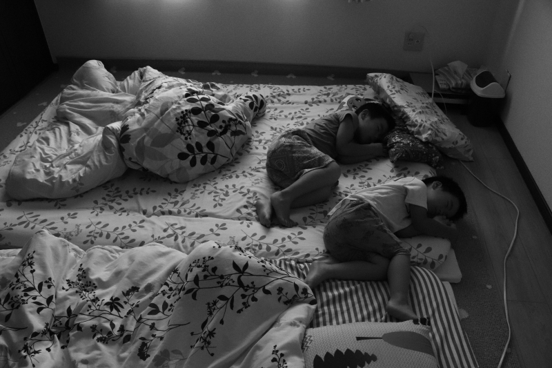 EOS 9000D / EF-S18-135mm F3.5-5.6 IS USM / 1/80秒 / F8 / -1EV / ISO6400 / 絞り優先AE / 18mm