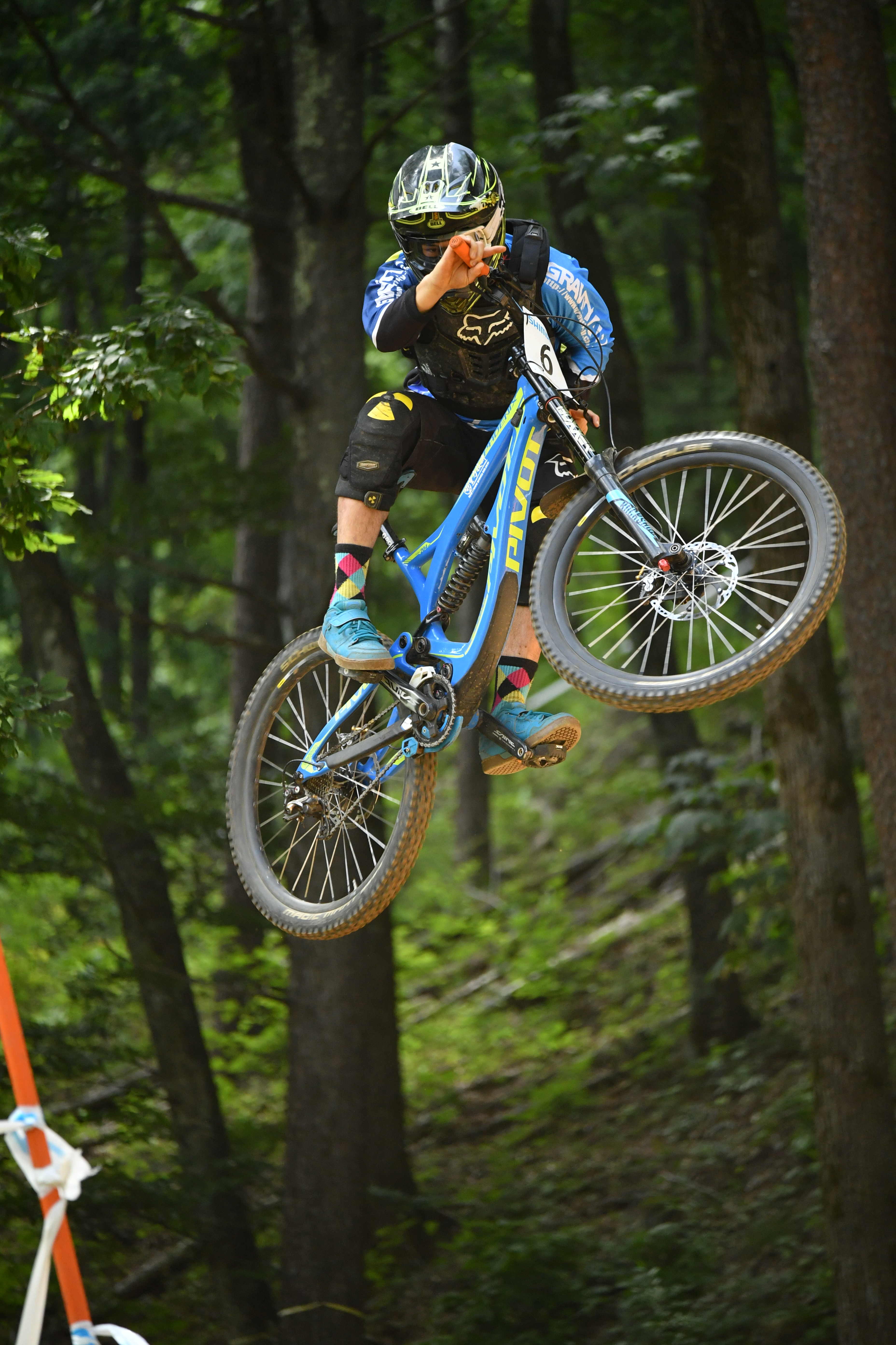 連写した中程の1枚。D5 / 1/1,000秒 / F5.6 / 0EV / ISO2000 / シャッター優先AE / 250mm / ヴィネットコントロール：標準