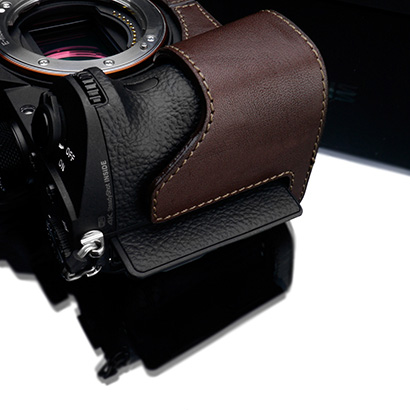 SONY α7R4本体 + GARIZのボディケース GARIZ SONY α7 IV 用 本革カメラケース XS-CHA7M4BR ブラウン