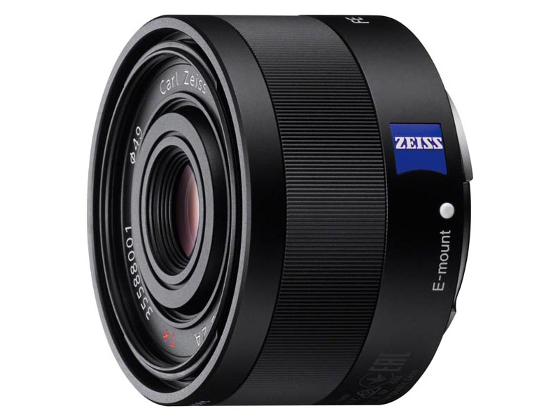 <span class="fnt-120">実勢価格：7万7,000円前後</span><br><a href="http://dc.watch.impress.co.jp/docs/review/lens_review_2/657410.html">交換レンズレビュー：Sonnar T* FE 35mm F2.8 ZA</a><br><a href="http://dc.watch.impress.co.jp/docs/news/619539.html">ソニー、フルサイズEマウント広角レンズ「Sonnar T* FE 35mm F2.8 ZA」</a>