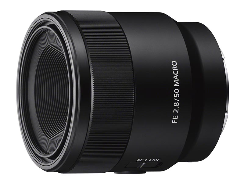 <span class="fnt-120">実勢価格：5万7,000円前後</span><br><a href="http://dc.watch.impress.co.jp/docs/review/lens_review_2/1033085.html">交換レンズレビュー：α7ユーザー待望の標準マクロレンズ</a><br><a href="http://dc.watch.impress.co.jp/docs/news/1020412.html">ソニー、FE 50mm F2.8 Macroを国内発表</a>