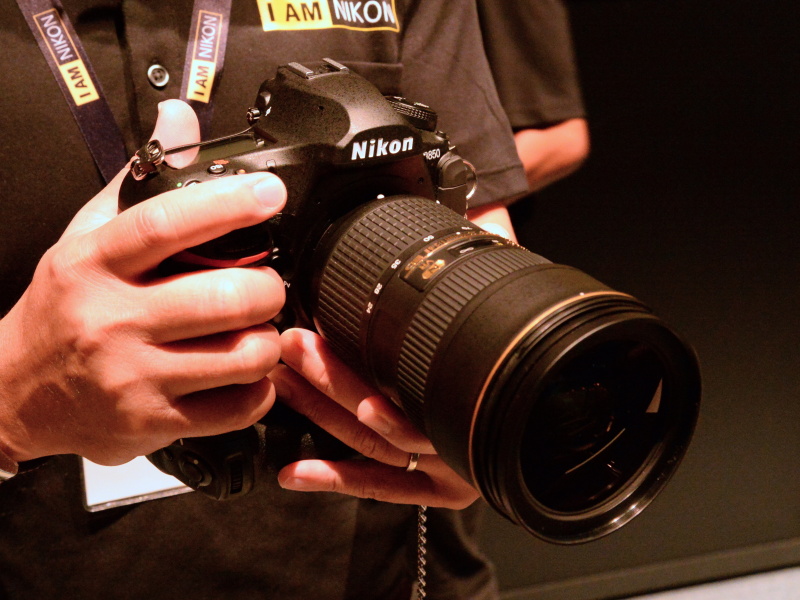 発表されたばかりのD850が試せる