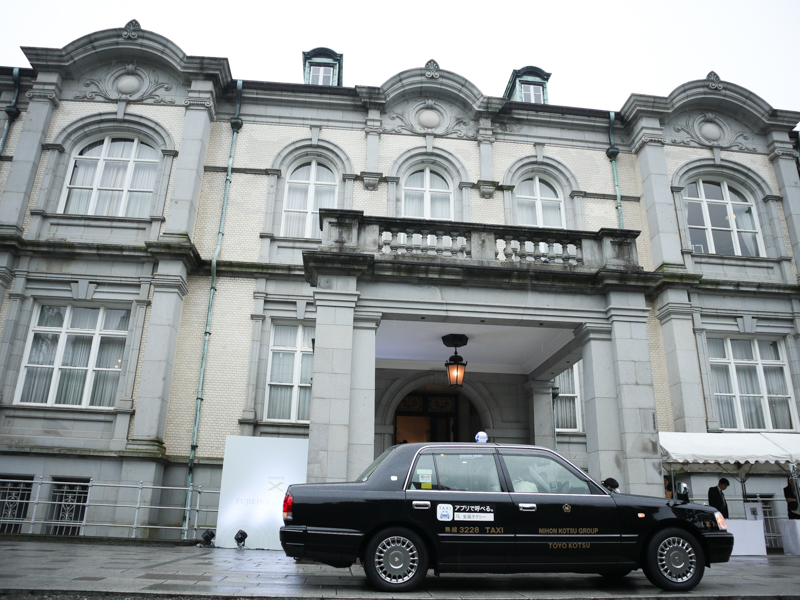 綱町三井倶楽部