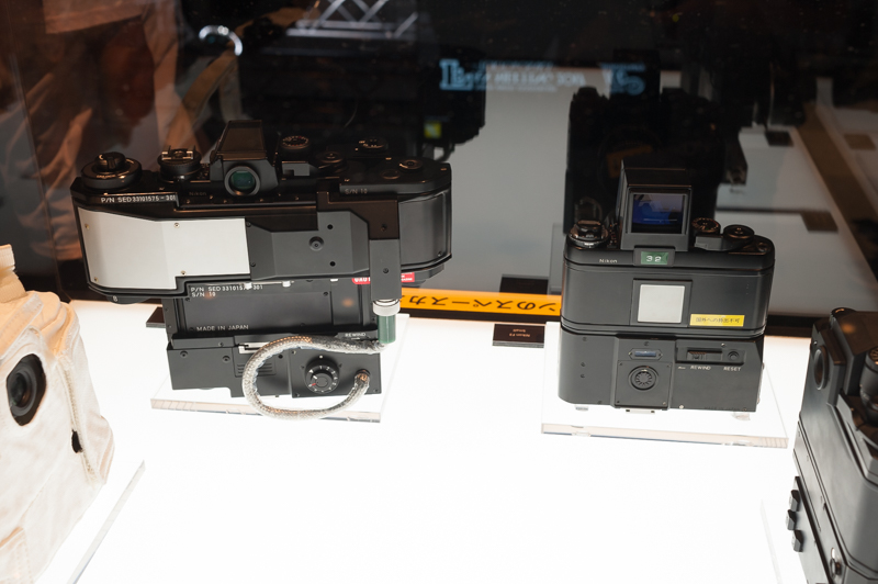 ニコンファンミーティングではスペースニコンの裏側も見ることができました。D700 / AI AF Nikkor 35mm f/2D / 1/60秒 / F8 / ISO400