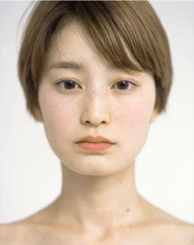 溝渕亜依『ID』（澤田知子選）