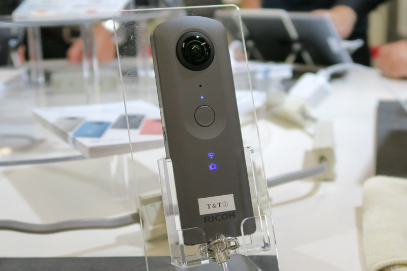 RICOH THETA V