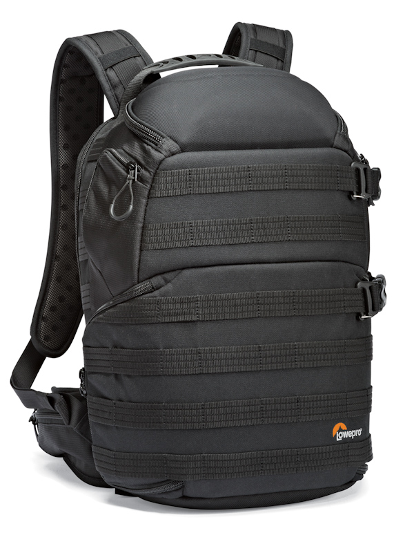 Lowepro製品の一例「プロタクティック350AW」