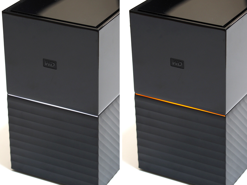 左が通信中、右が終了時、またはエラー時のサイン。