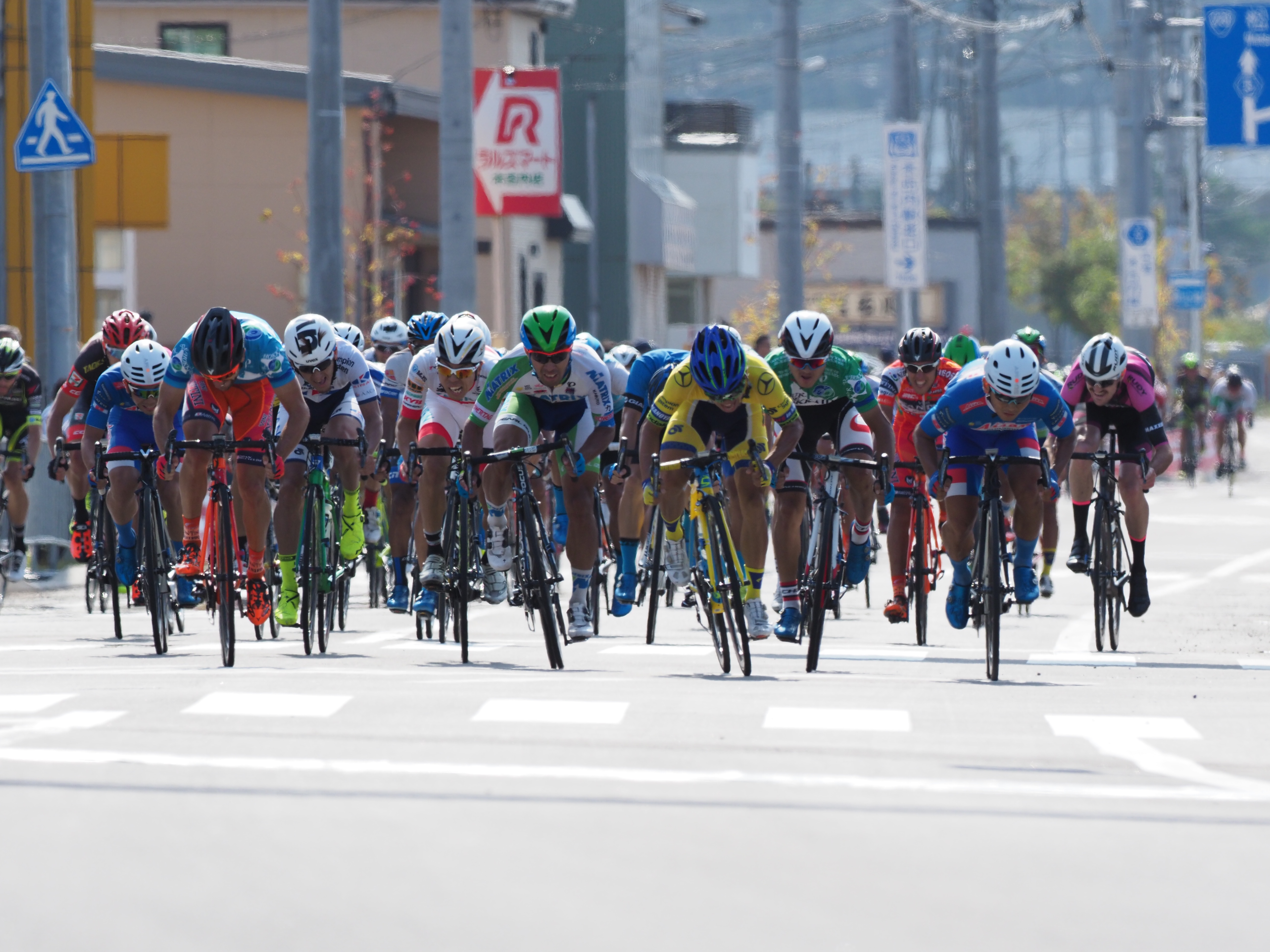 OM-D E-M1 Mark II / M.ZUIKO DIGITAL ED 300mm F4.0 IS PRO / 300mm（600mm相当） / シャッター優先（F5.0・1/1,250秒・+0.7EV） / ISO 400