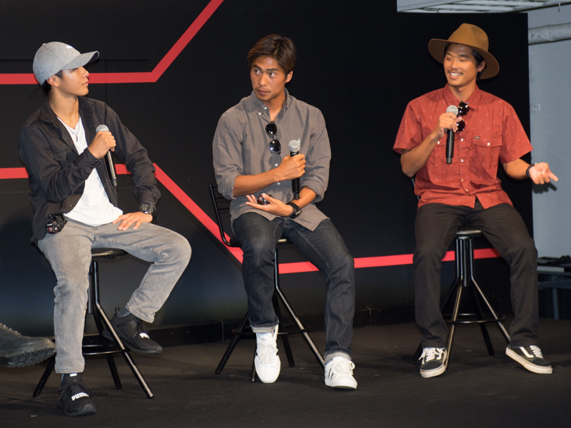 左からShigekixさん、加藤嵐さん、松岡慧斗さん。