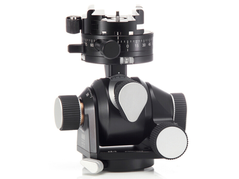 アルカスイス、全方向をギアで調整できる雲台 - デジカメ Watch