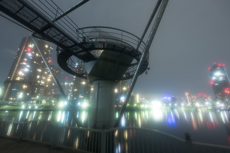 ソフトフィルター強使用。EOS 6D / SIGMA 14mm F1.8 DG HSM | Art / 10秒 / F4 / -0.7EV / ISO 200 / 絞り優先AE / 14mm