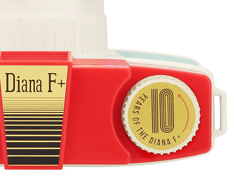 ロモグラフィー、中判カメラ「Diana F+」の10周年記念モデルを