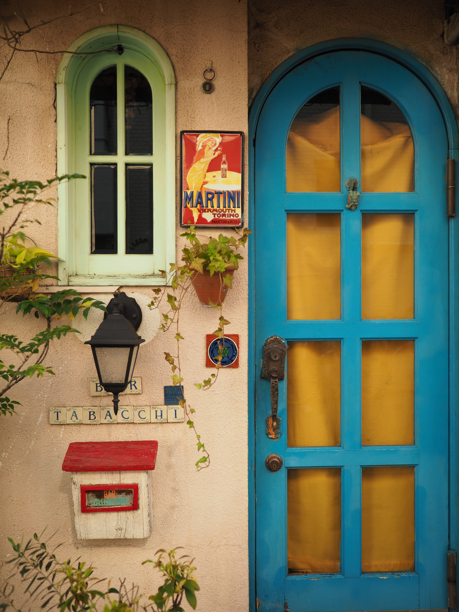 OLYMPUS PEN-F / M.ZUIKO DIGITAL 17mm F1.2 PRO / 1/2,000秒 / F1.2 / +0.3EV / ISO 200 / 絞り優先AE / 17mm