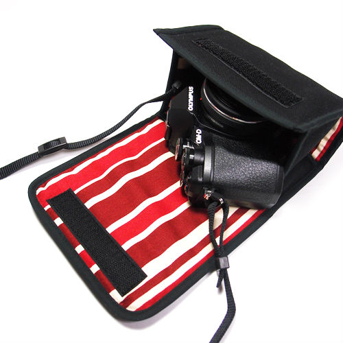 ブラック・ボルドーストライプ