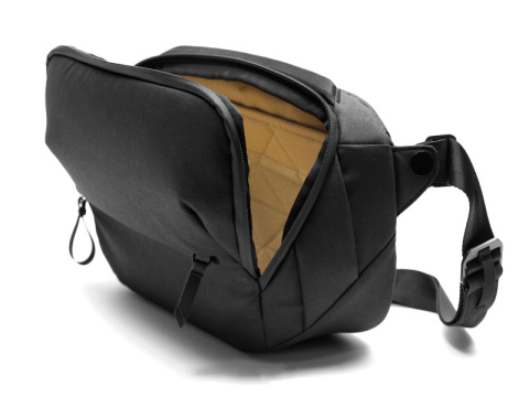 peak designのバッグ「Everyday Sling」に小型版 - デジカメ Watch