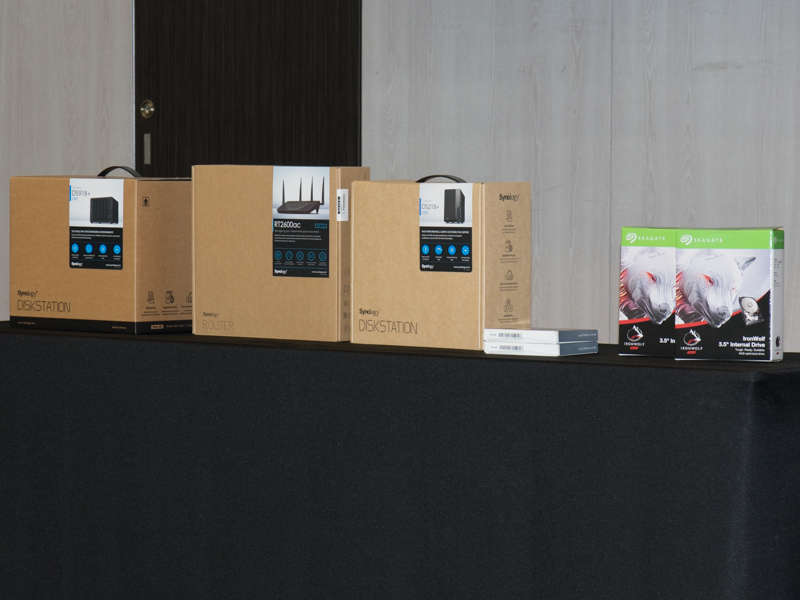 入場時に手渡されたチケットでNASやHDDが当たる抽選を実施した。