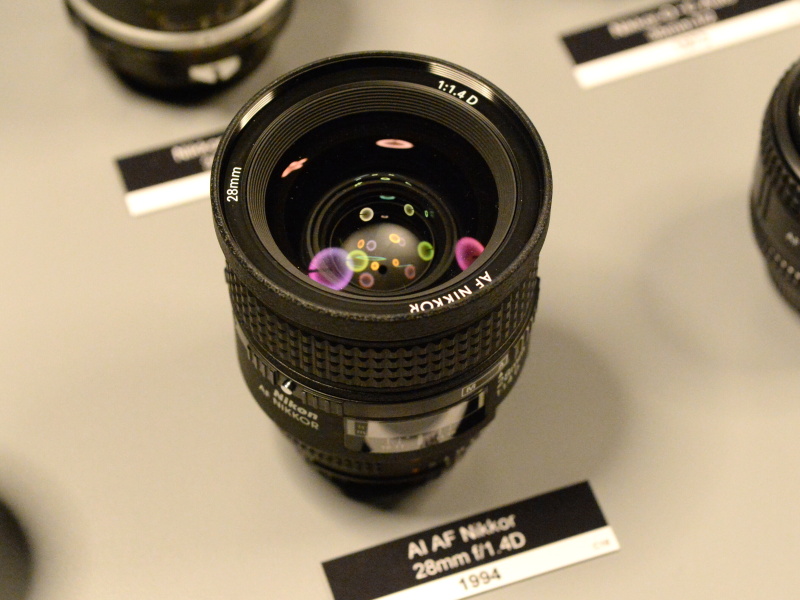 ニコンミュージアム長田氏お気に入りの1本。星や夜景を撮るのにピッタリの性能を持っていたという。