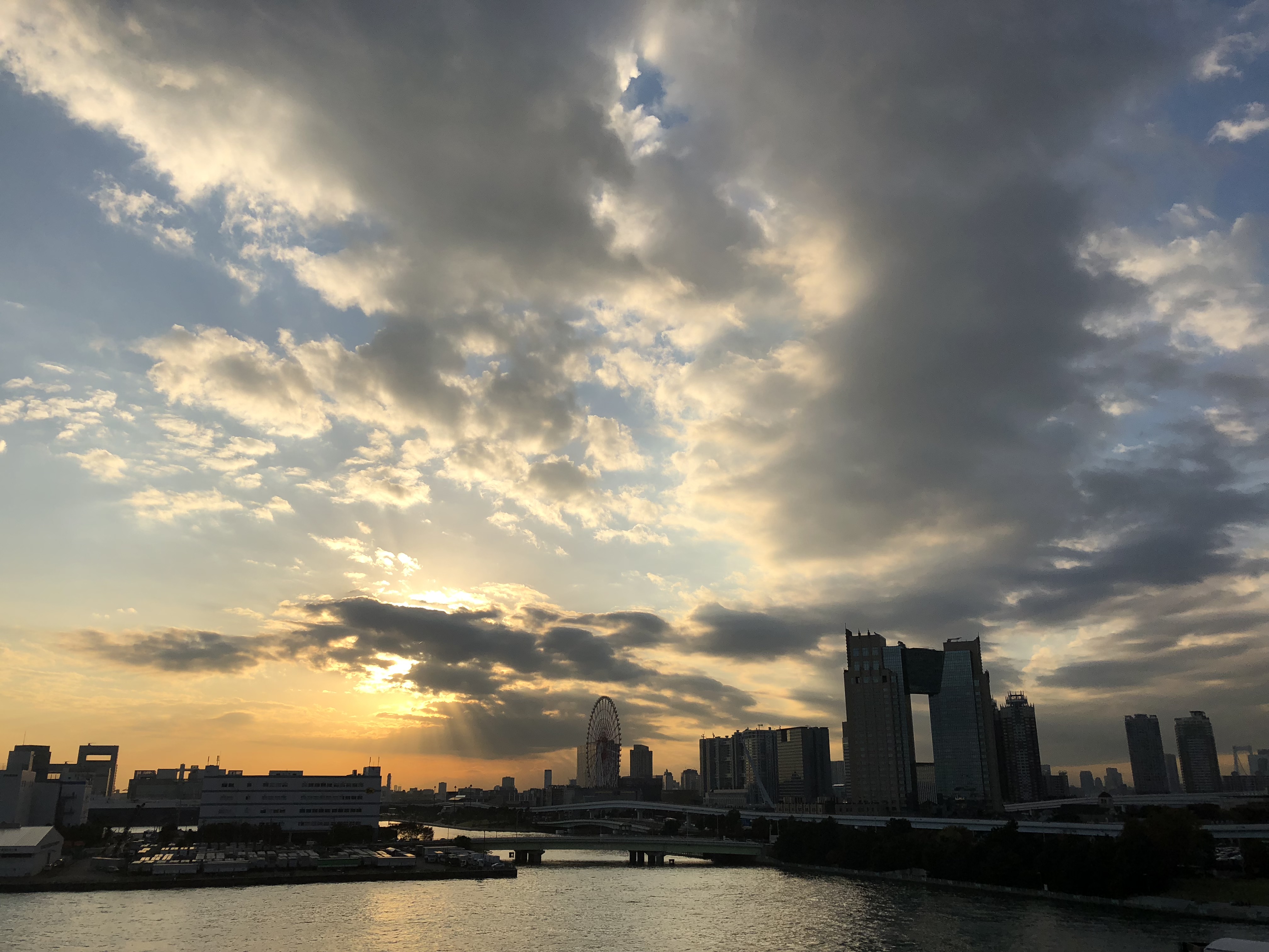 iPhone X / 1/4,400秒 / F1.8 / ISO 20 / 28mm相当（広角カメラ）