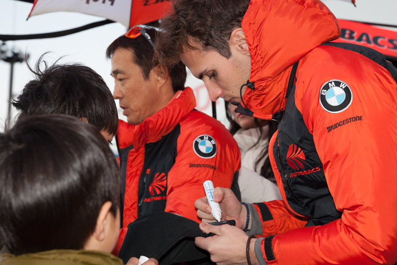 EOS 5D Mark II / SIGMA 24-70mm F2.8 DG OS HSM / 1/200秒 / F5.6 / 0EV / ISO 1600 / 絞り優先AE / 63mm