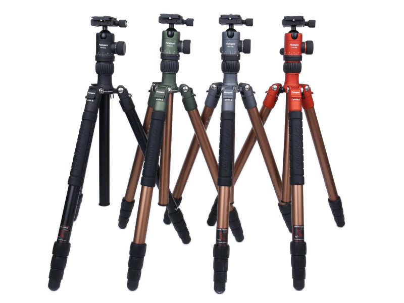 大型アルミ三脚 X-go Chameleon
