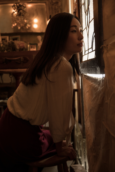 ストロボなし。