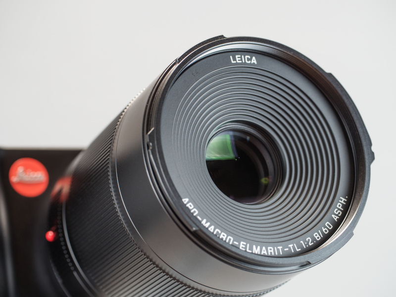 フィルター径はE60。