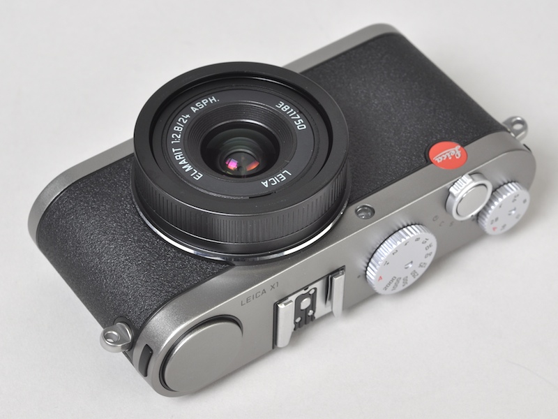 参考：ライカ初のAPS-Cカメラ、ライカX1（2009年）