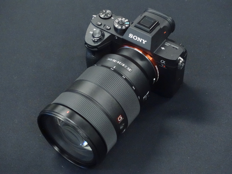Eマウント最新モデル「α7R III」
