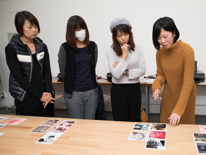 山崎さんの講評をみんなで聞いた。
