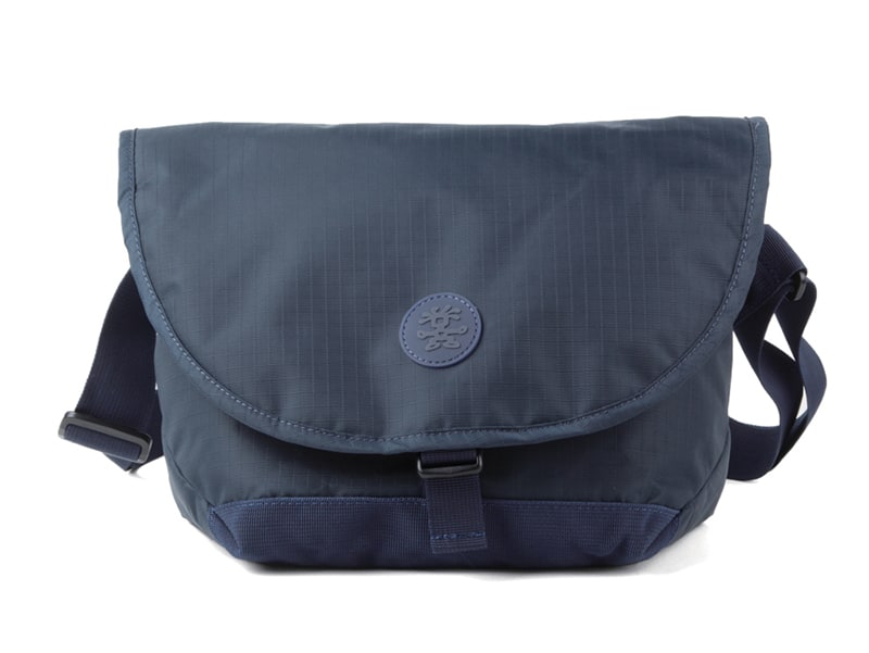 ダークネイビー