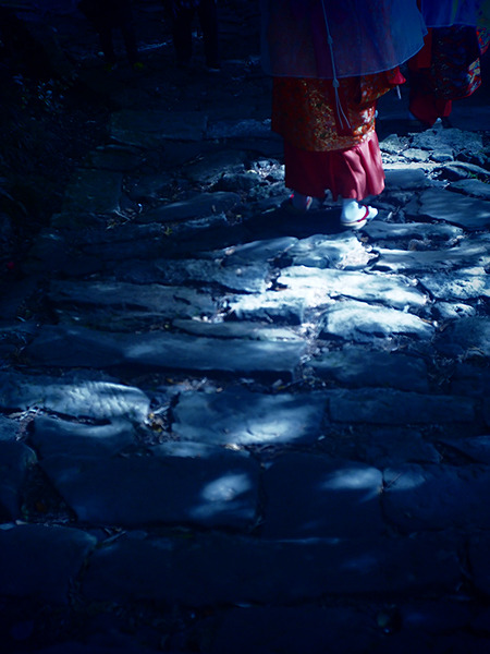 市ノ川倫子さん『古（いにしえ）からの光に導かれて』