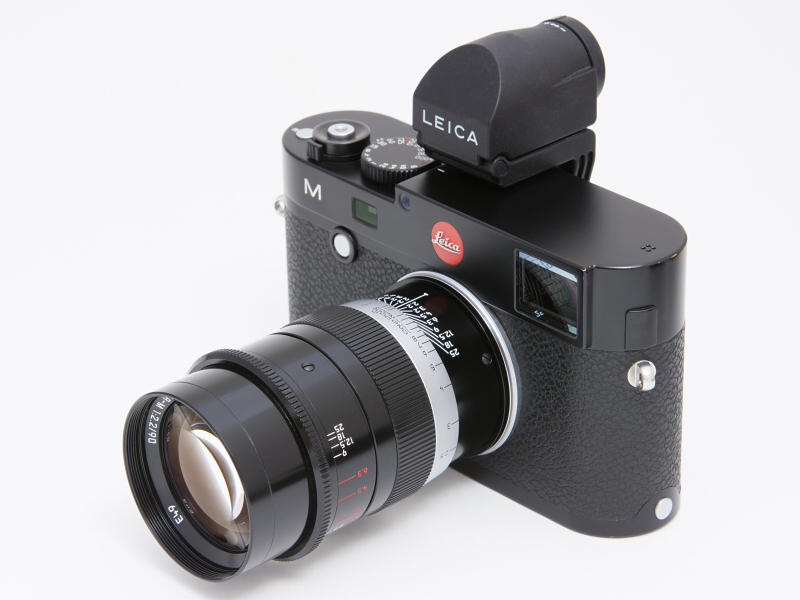 ボディはライカM Typ240（以下同）。ライカビゾフレックスを装着