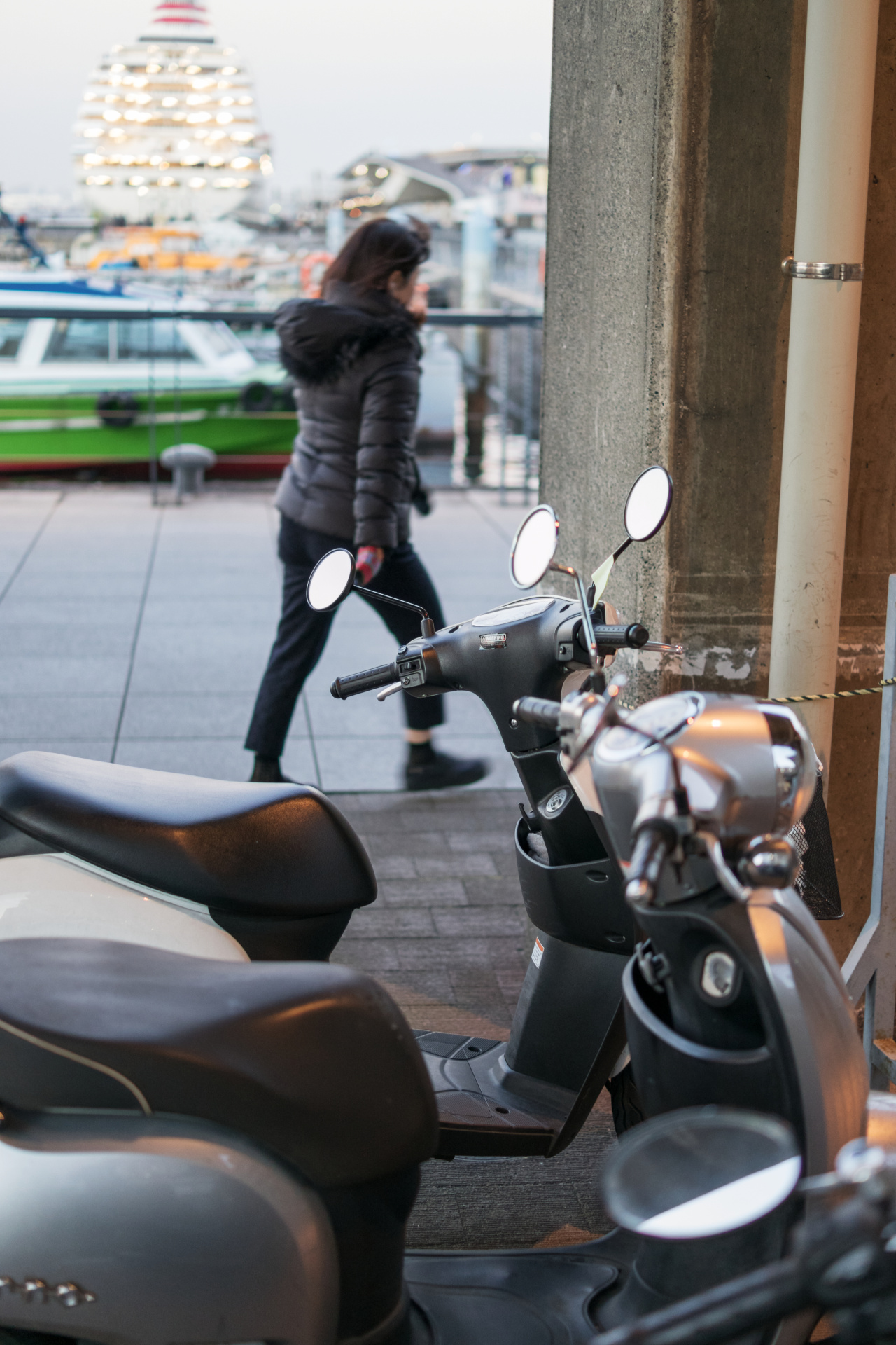 絞り開放から完全に使い物になるシャープさなので、安心して開放にできる。ライカTL2 / ISO800 / F1.4 / 1/100秒 / WB:オート