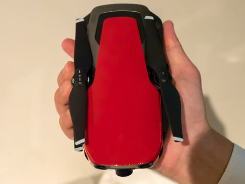 ぼけぼけ　　  mavic air　本体のみ。 Amazon.co.jp: DJI ドローン Mavic Air (アークティックホワイト