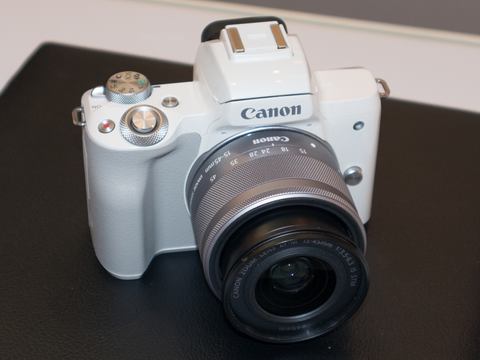T*a様 Canon EOS Kiss M デジカメ 一眼レフ ミラーレス ジャ キヤノン、ミラーレスカメラの「EOS Kiss M」を3月23日に発売