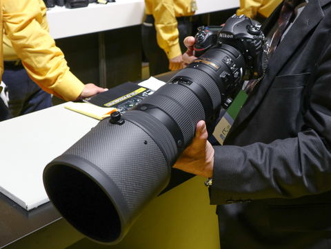 イベントレポート】【CP+】D850や180-400mm f/4E TC1.4が人気のニコン