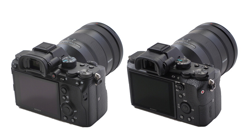 α7 III（左）、α7 II（右）