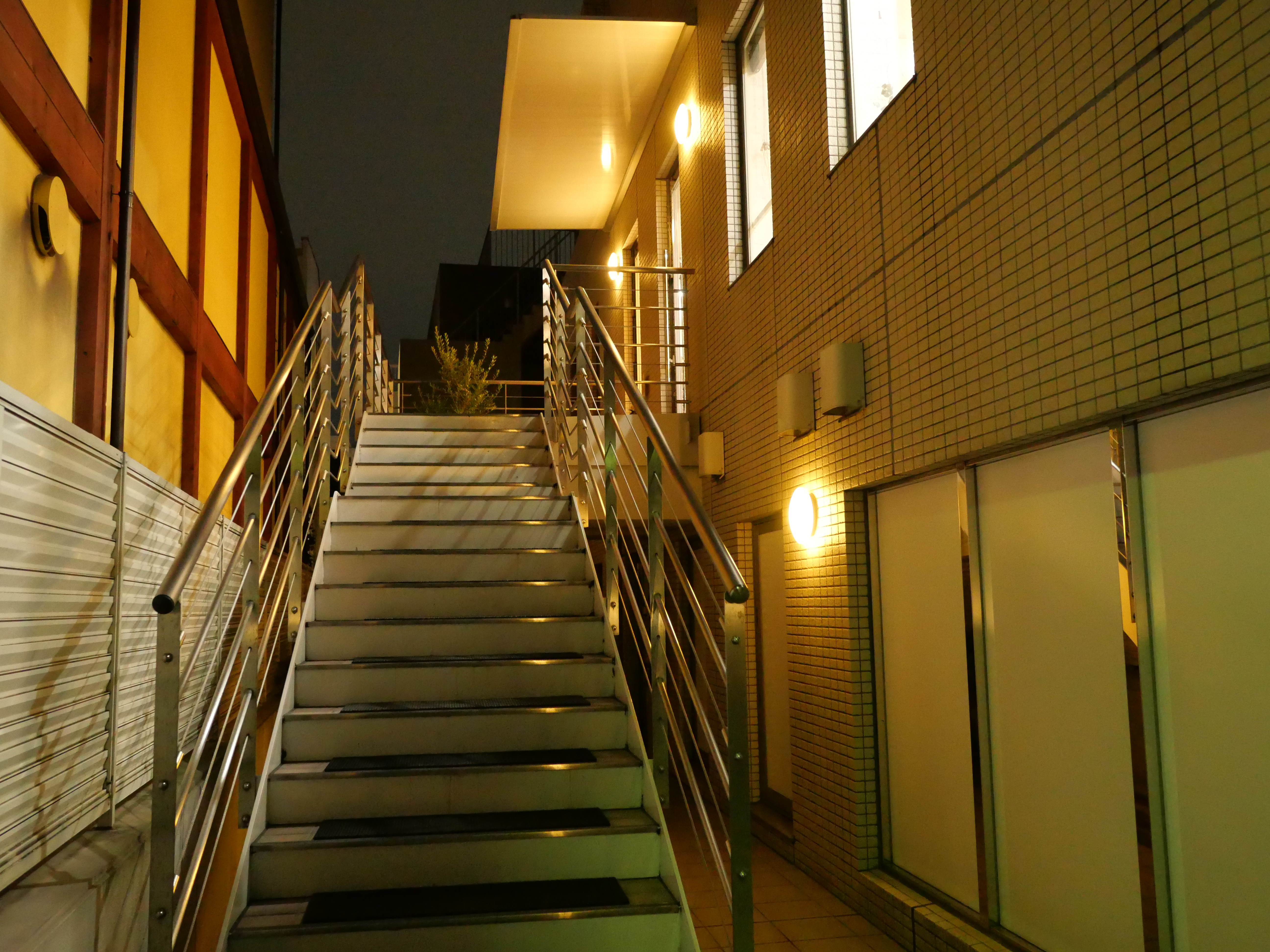 LUMIX GX7 Mark III / LEICA DG SUMMILUX 15mm / F1.7 ASPH. / 1/40秒 / F2.8 / +0.7EV / ISO 6400 / 絞り優先AE / 15mm