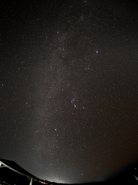 OLYMPUS OM-D E-M1 Mark II / M.ZUIKO DIGITAL ED 8mm F1.8 Fisheye PRO  / 30秒 / F1.8 / 0EV / ISO 1600 / マニュアル露出 / 8mm