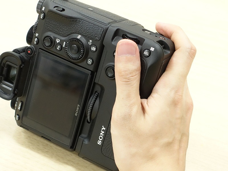 縦位置グリップVG-C3EM