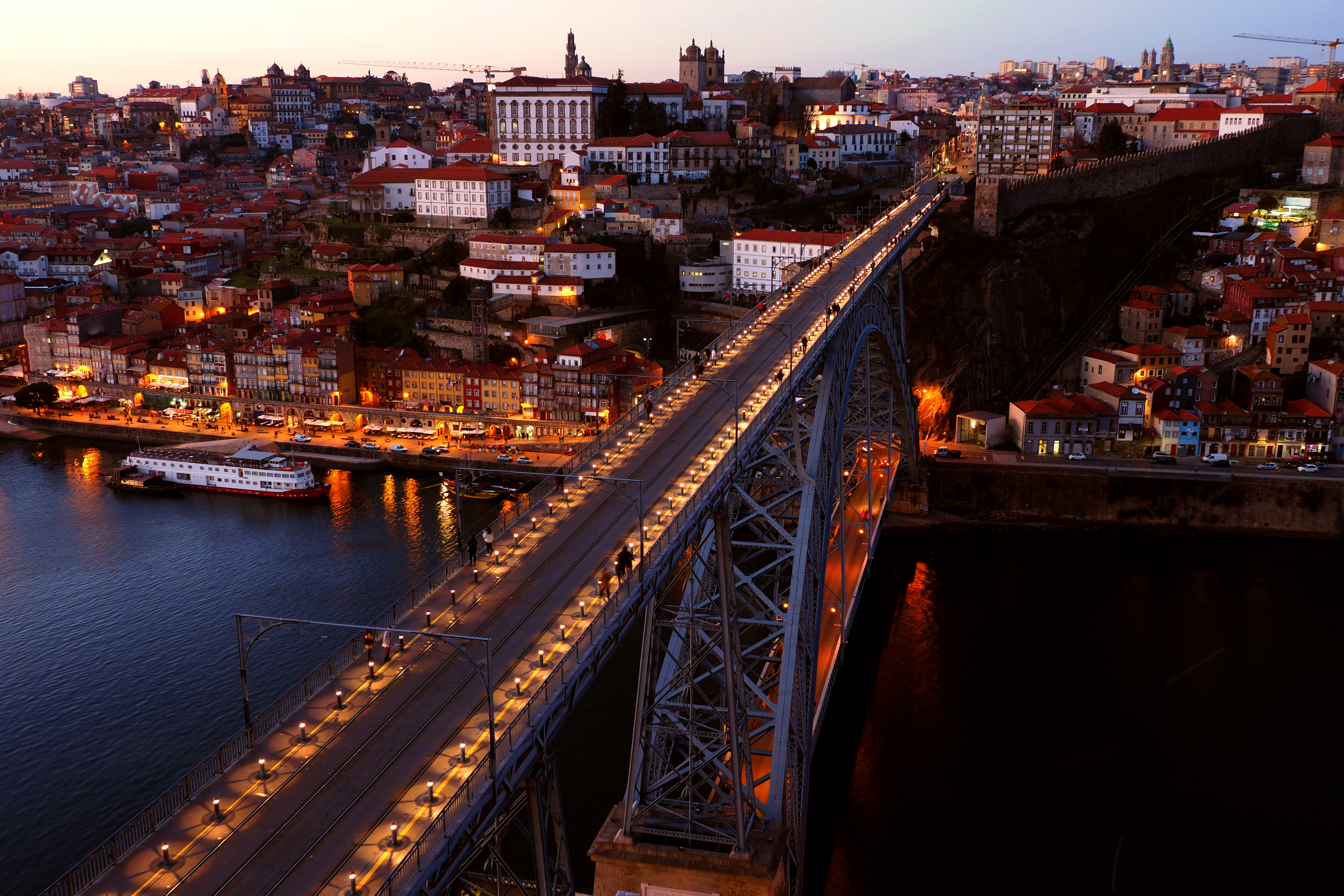 OLYMPUS OM-D E-M1 Mark II / M.ZUIKO DIGITAL ED 17mm F1.2 PRO / 1/2秒 / F4 / -0.5EV / ISO 200 / 絞り優先AE / 17mm（34mm相当）