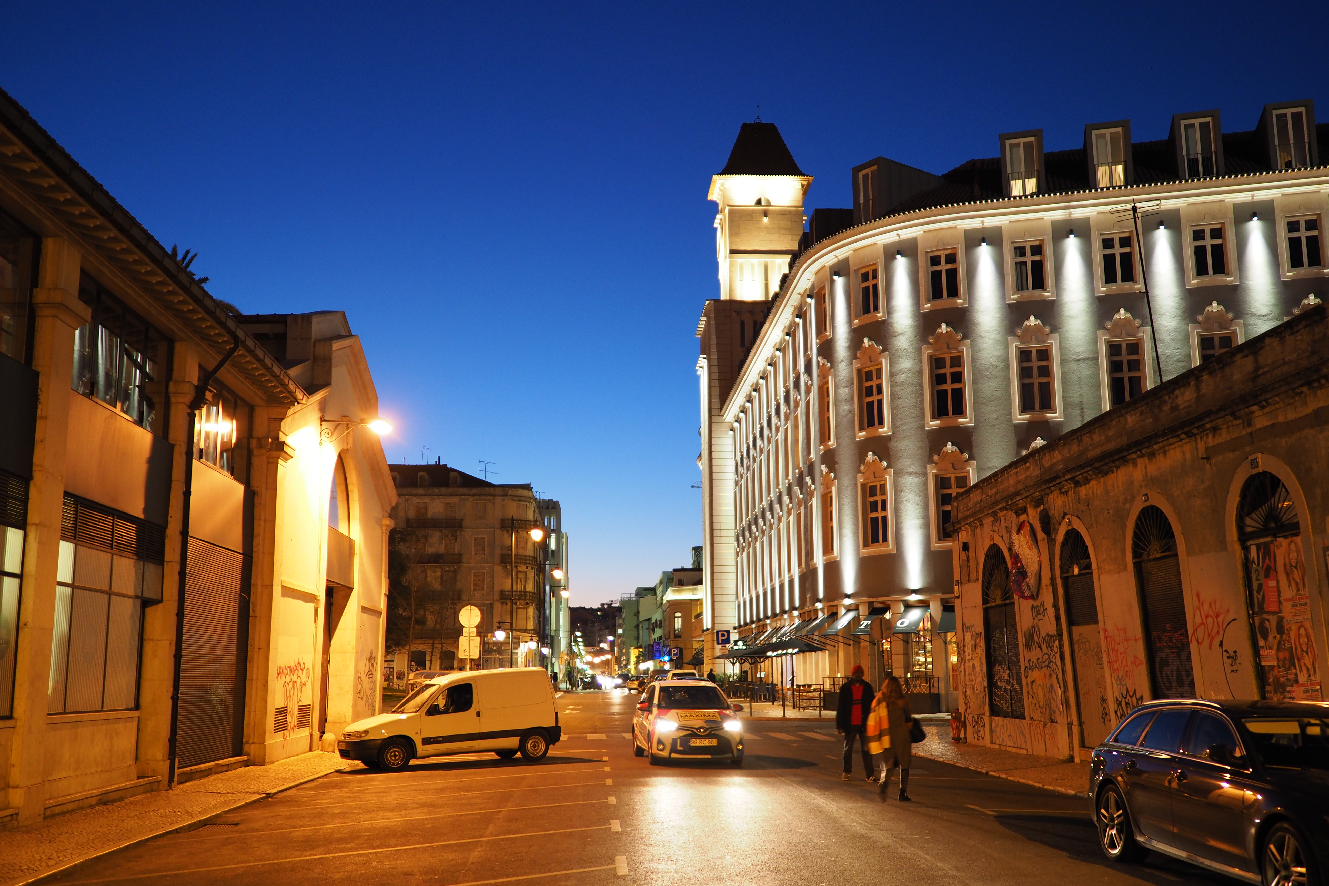 OLYMPUS OM-D E-M1 Mark II / M.ZUIKO DIGITAL ED 17mm F1.2 PRO / 1/20秒 / F1.2 / +0.5EV / ISO 400 / 絞り優先AE / 17mm（34mm相当）