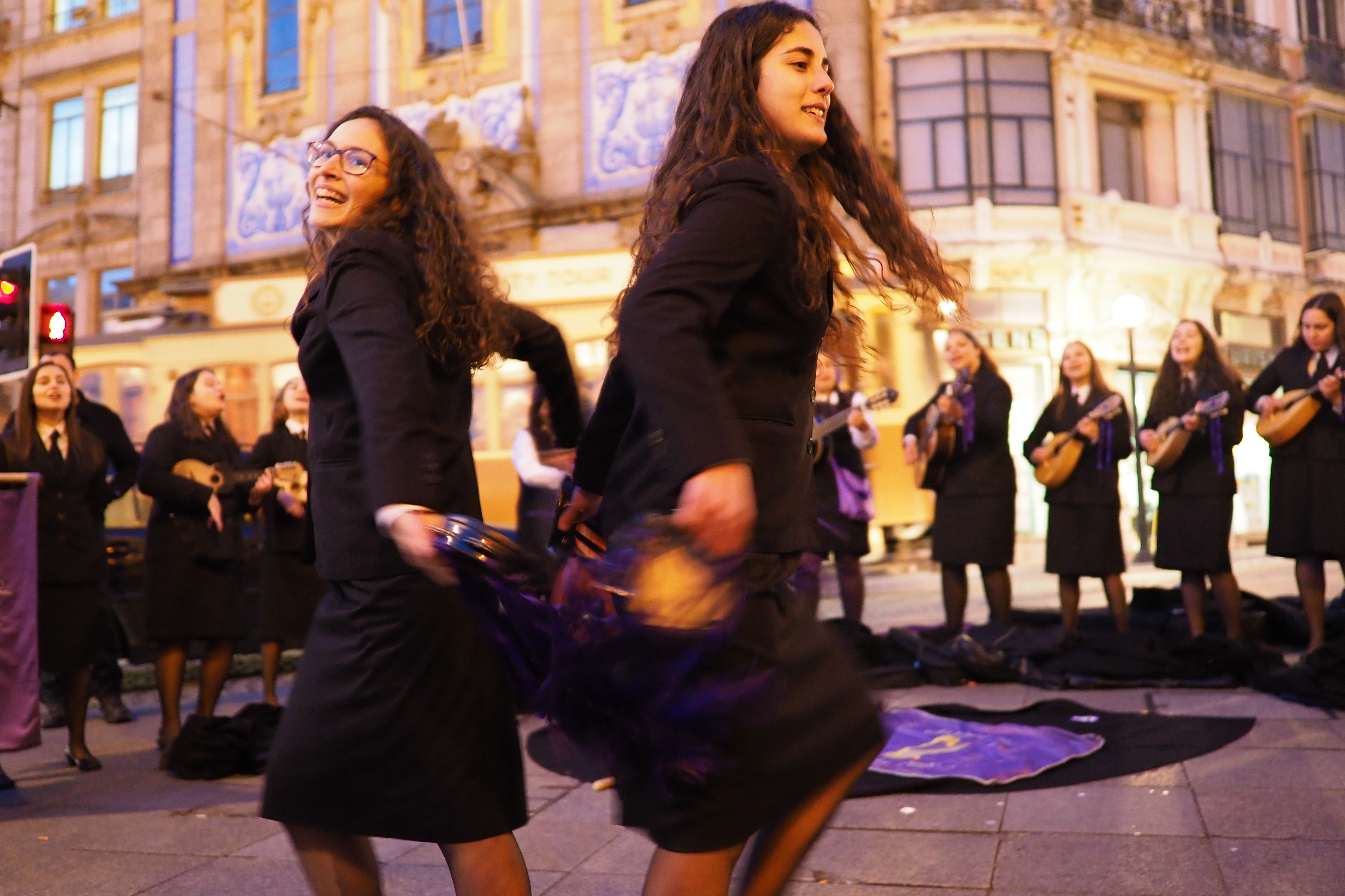 OLYMPUS OM-D E-M1 Mark II / M.ZUIKO DIGITAL ED 17mm F1.2 PRO / 1/30秒 / F1.2 / +0.5EV / ISO 1600 / 絞り優先AE / 17mm（34mm相当）