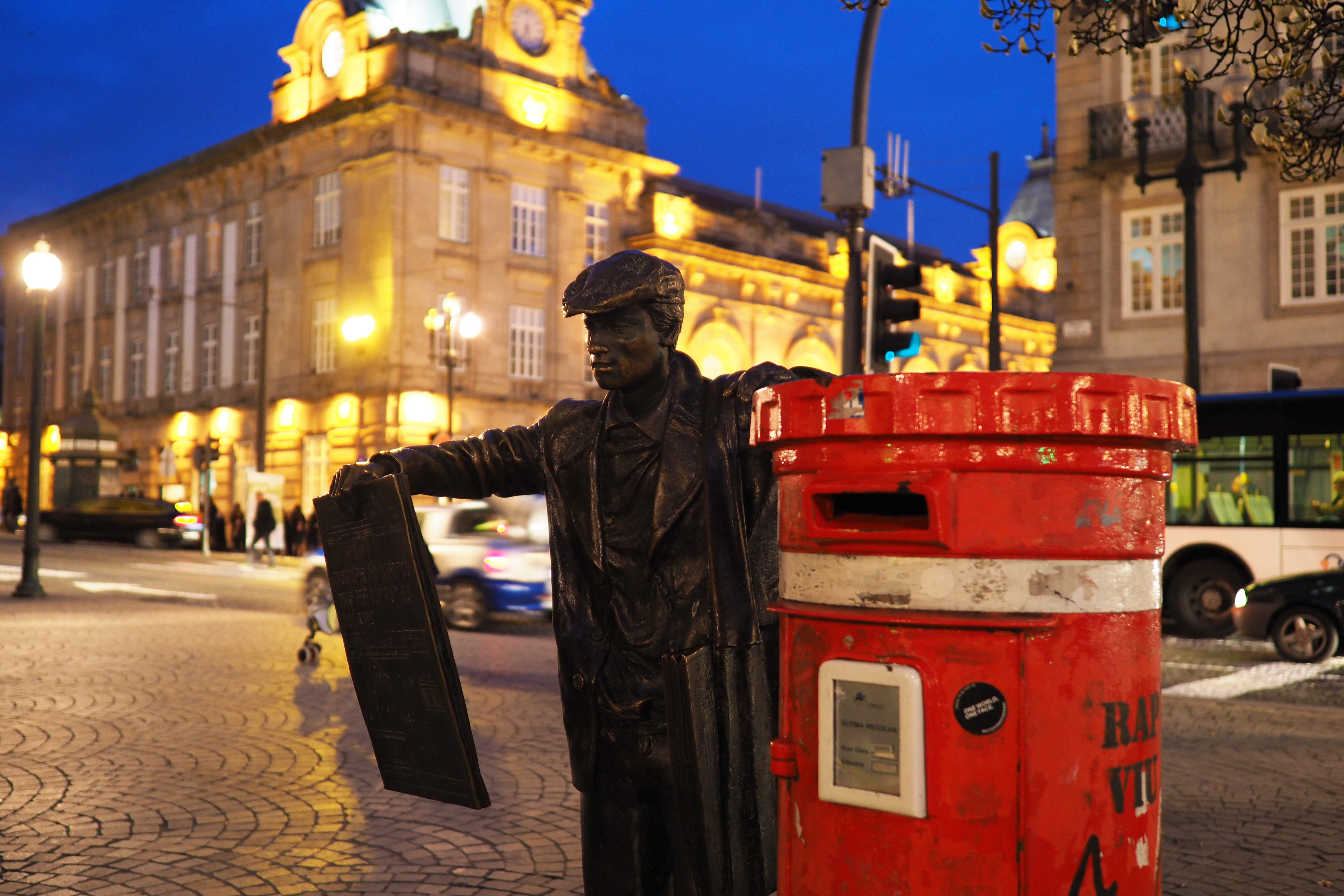 OLYMPUS OM-D E-M1 Mark II / M.ZUIKO DIGITAL ED 17mm F1.2 PRO / 1/15秒 / F1.2 / 0EV / ISO 400 / 絞り優先AE / 17mm（34mm相当）