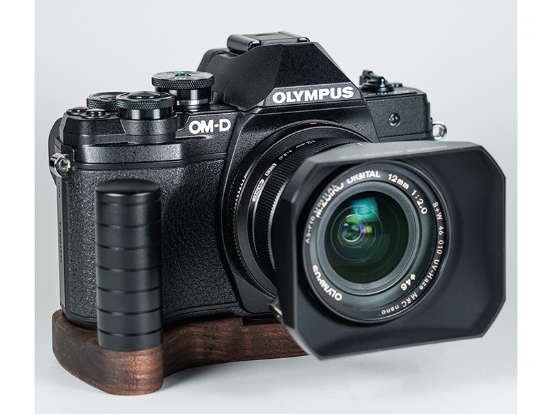 Olympus E-M10 MarkIII専用グリップ付きカメラベース ウォルナット